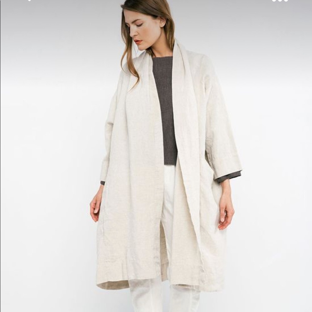 Elizabeth Suzann Clyde Trench - flax linen
